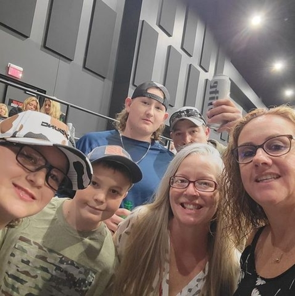 Meet your Posher, Loriann - Picture 1 of 1